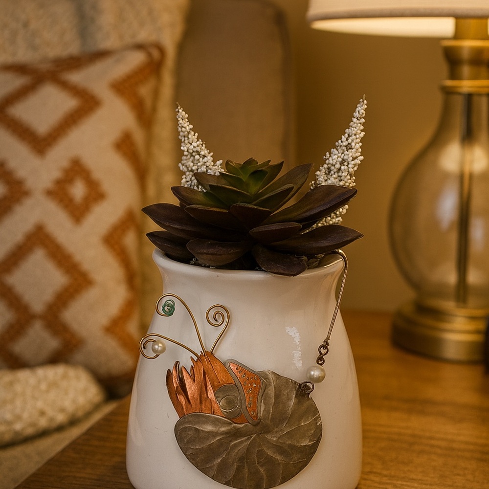 🌿 Faux Succulent Planter with Metal Butterfly Accent